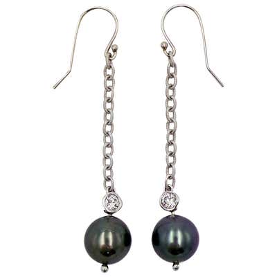 Tahitian Pearl and Diamond 14 Karat White Gold Dangle Earrings